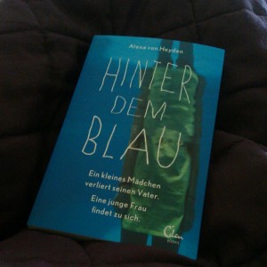 hinter-dem-blau